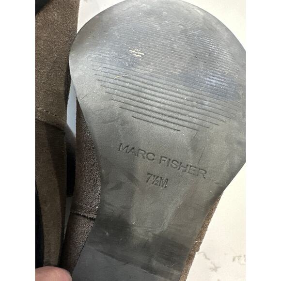 Marc Fisher Taupe Suede Mallory Chelsea Stacked Heel Ankle Boots, Size 7.5 - Picture 7 of 7